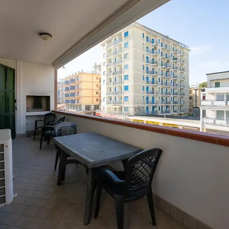 Smith Sul Mare Aparthotel Llido Degli Estensi