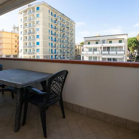 Aparthotel Smith Sul Mare Llido Degli Estensi